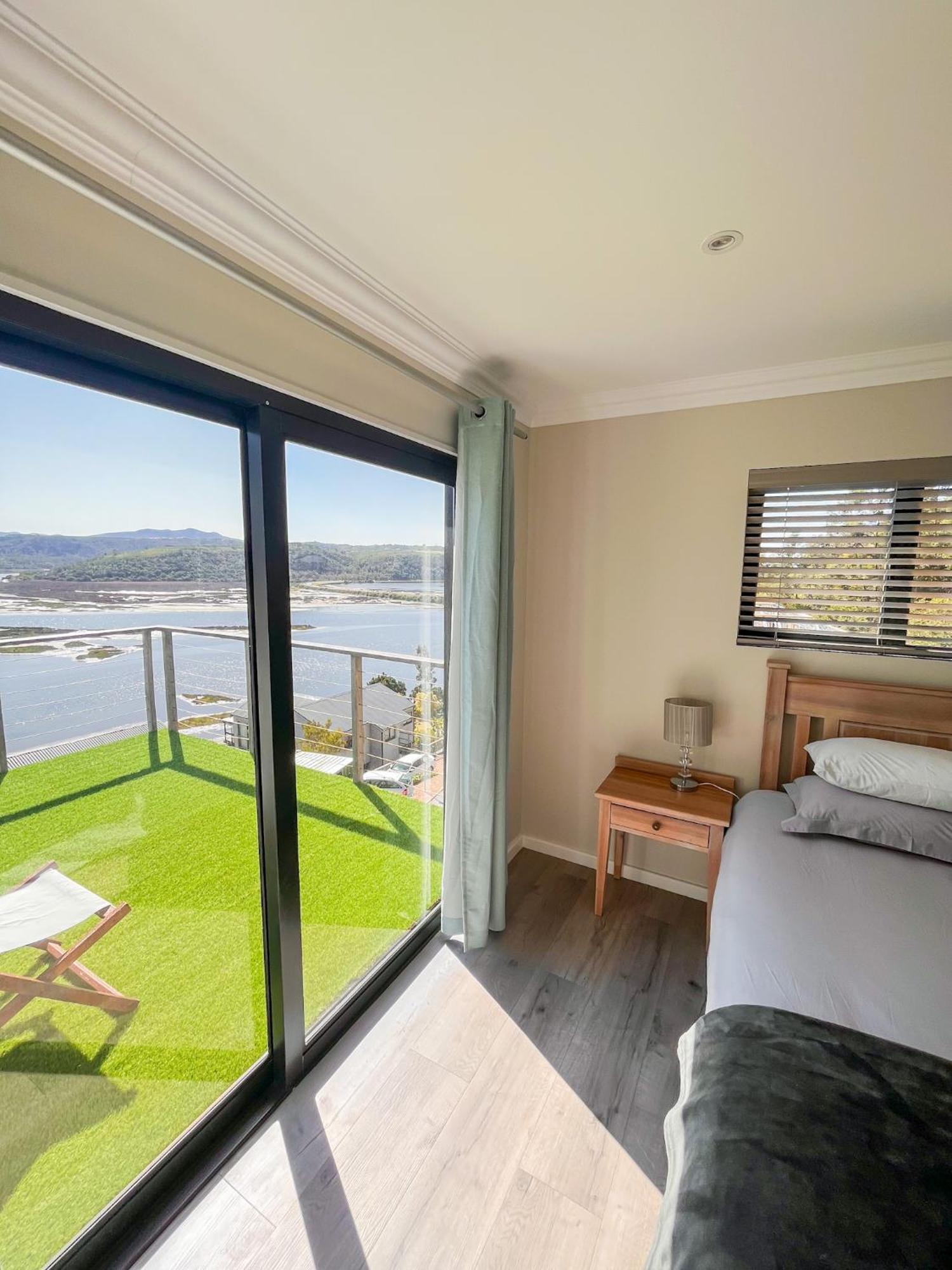 Aquila Phantom Views * Knysna